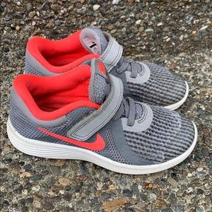 Nike Revolution4 kids sneakers size 10